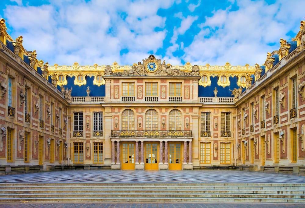 Studette Remilly A Versalles Exterior foto